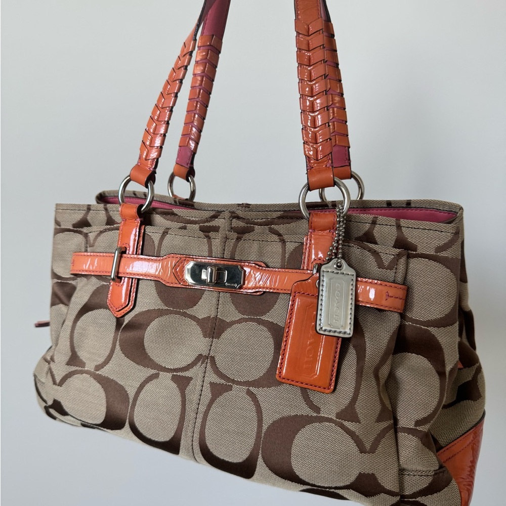 COACH Chelsea Signature Jayden Carryall